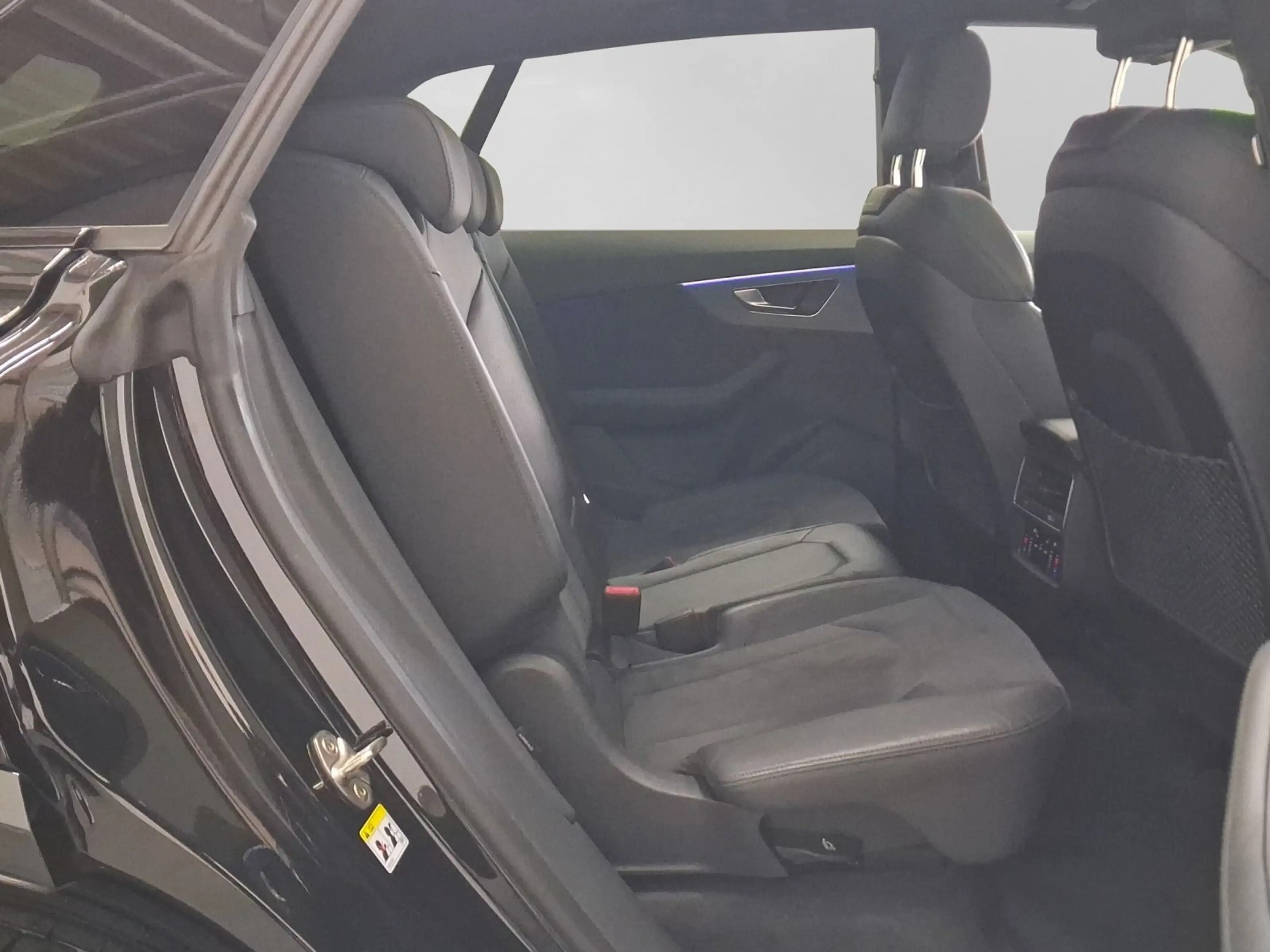 Audi RS Q8 RSQ8 TFSI Q PANO LM23 RS-AGA — photo 6