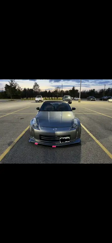 Nissan 350Z снимка Nissan 350Z