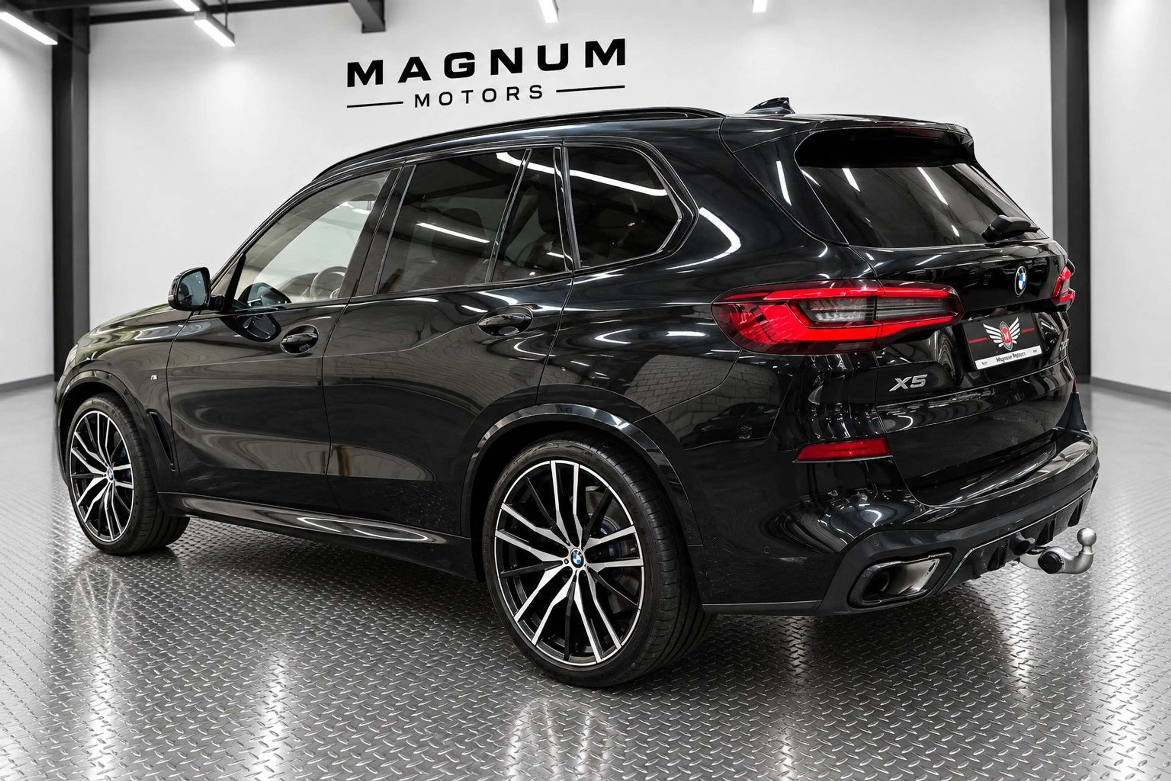 BMW X5 XD 40d M SPORT *Pano.*Head-Up*Soft Cl.*AHK* — photo 4