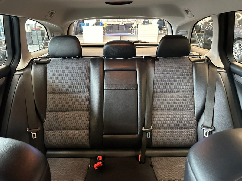 Mercedes-Benz C 250 T AVANTGARDE *TÜV NEU*Navi*PDC* — photo 13