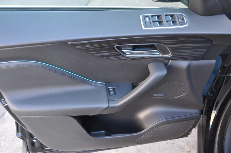 Jaguar F-Pace Portfolio AWD Leder Panorama LED — photo 5