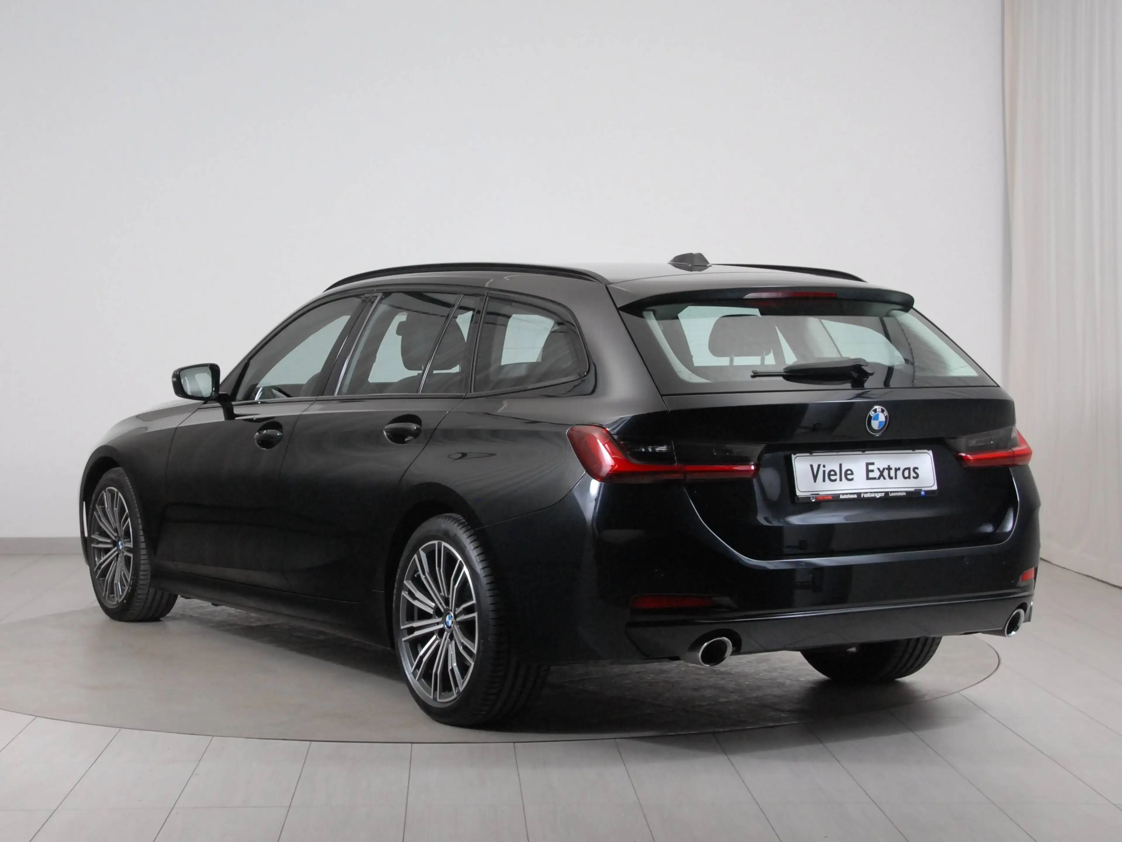 BMW 318 318 d 48V Touring Aut. — photo 4