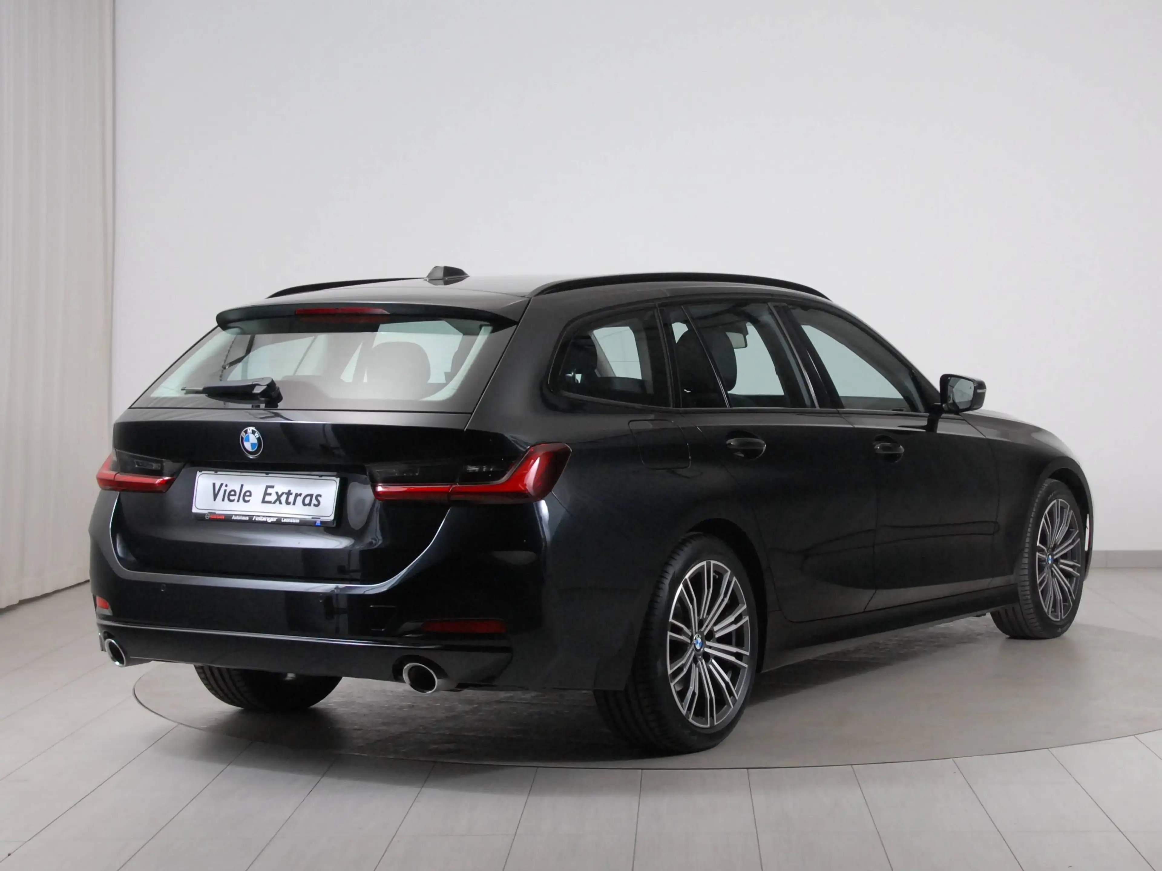 BMW 318 318 d 48V Touring Aut. — photo 5