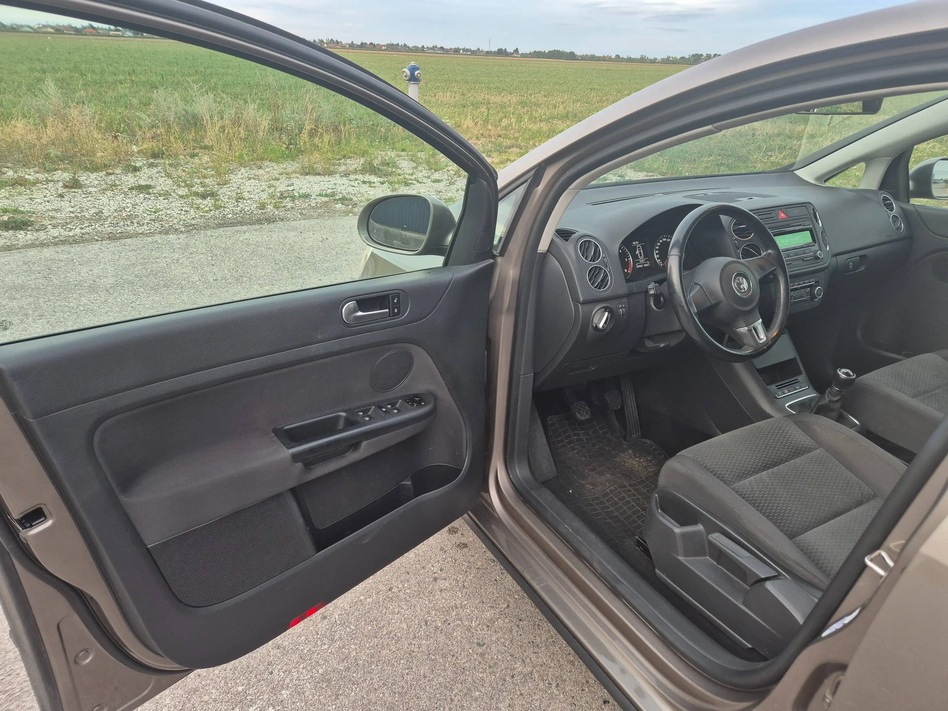 Volkswagen Golf Plus Comfortline BMT — photo 7