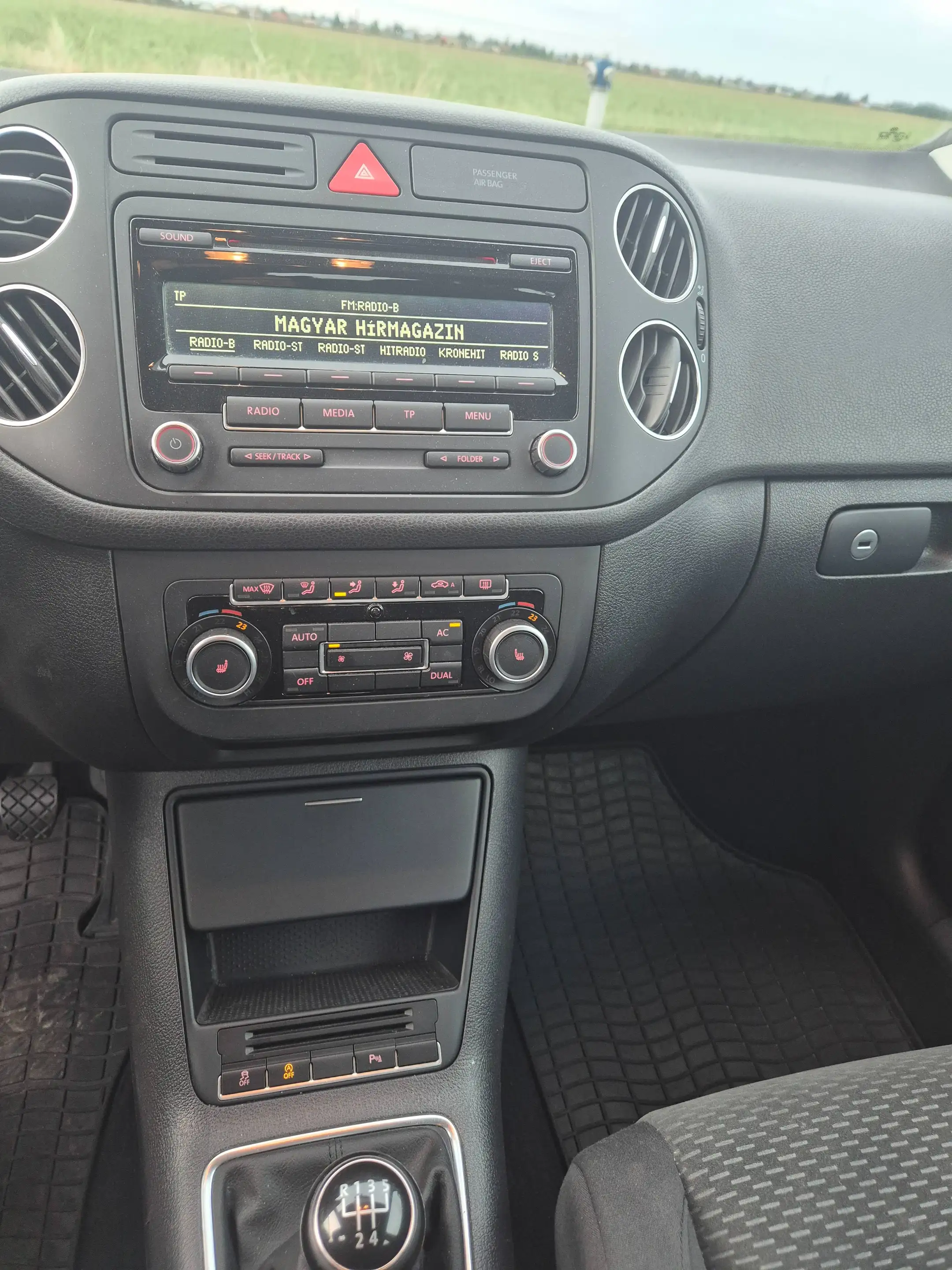 Volkswagen Golf Plus Comfortline BMT — photo 11