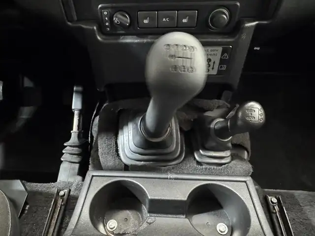 Land Rover Defender view 14