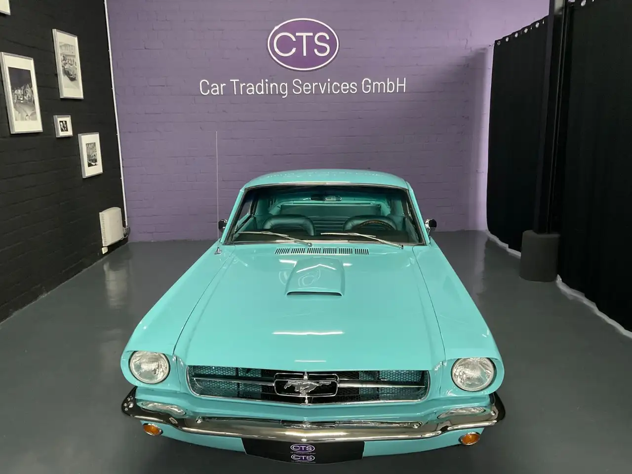 Ford Mustang 2 Door Fastback Automatik, foto 1