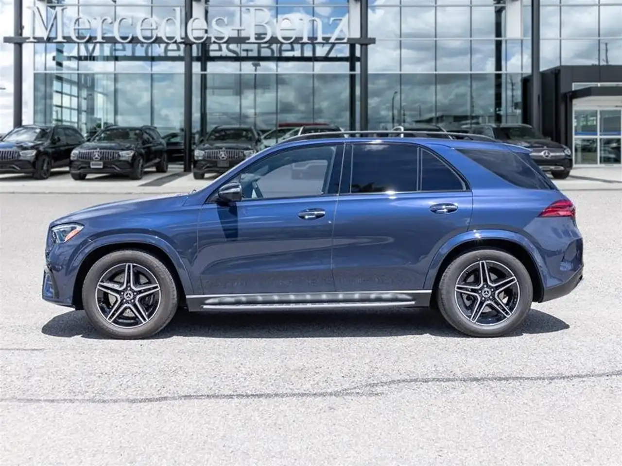 Mercedes-Benz GLE снимка Mercedes-Benz GLE