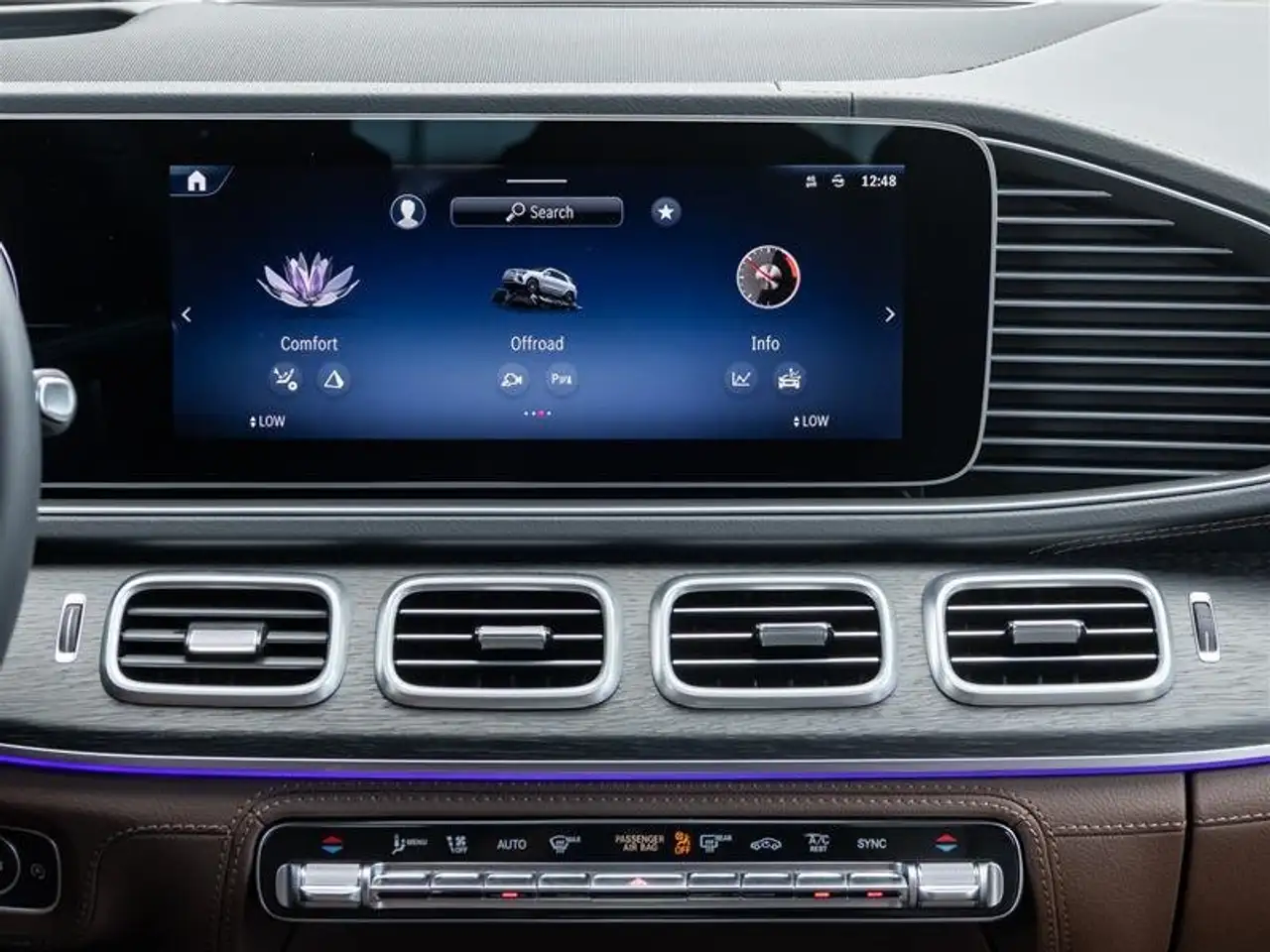 Mercedes-Benz GLE снимка Mercedes-Benz GLE