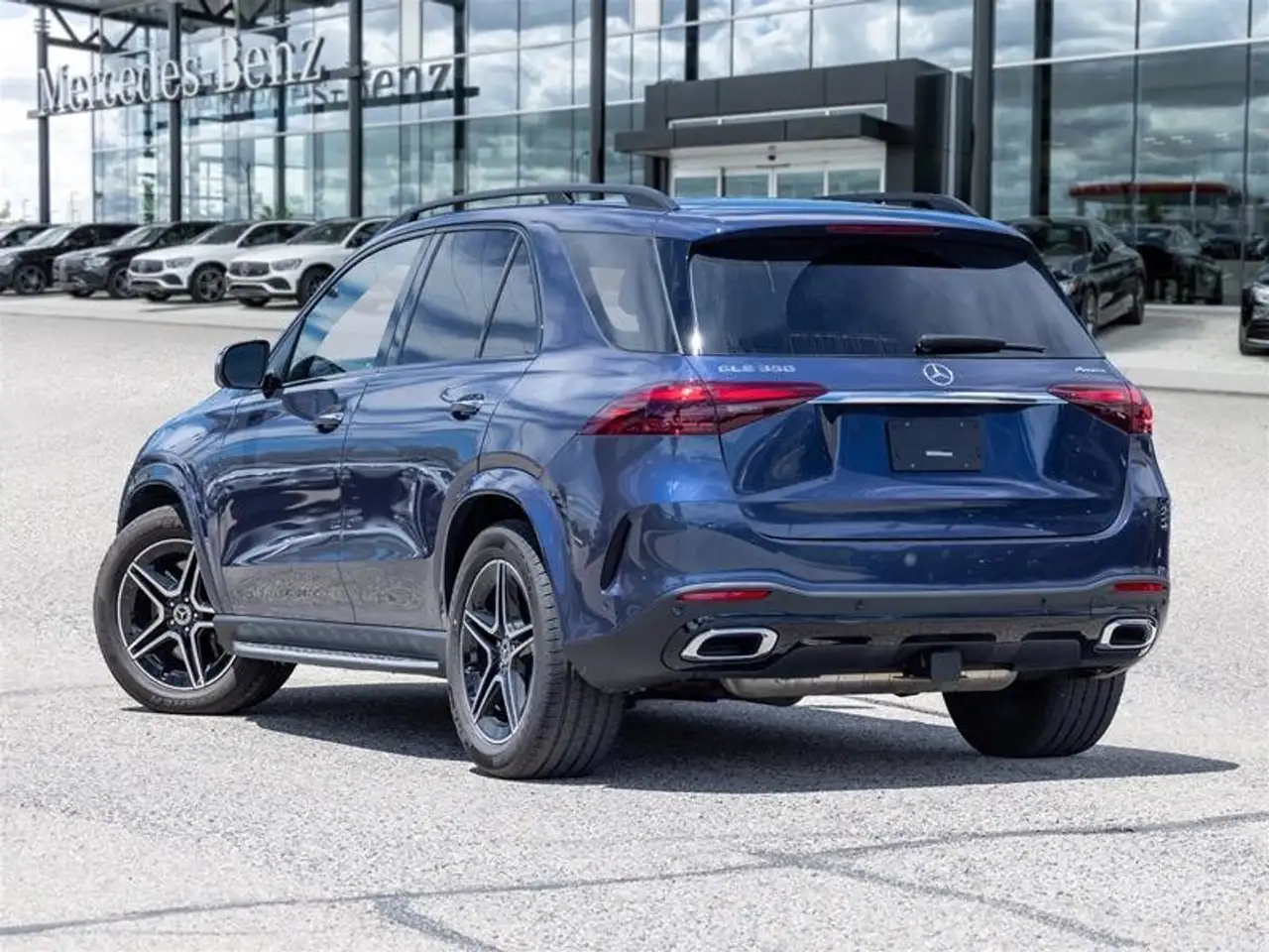 Mercedes-Benz GLE снимка Mercedes-Benz GLE