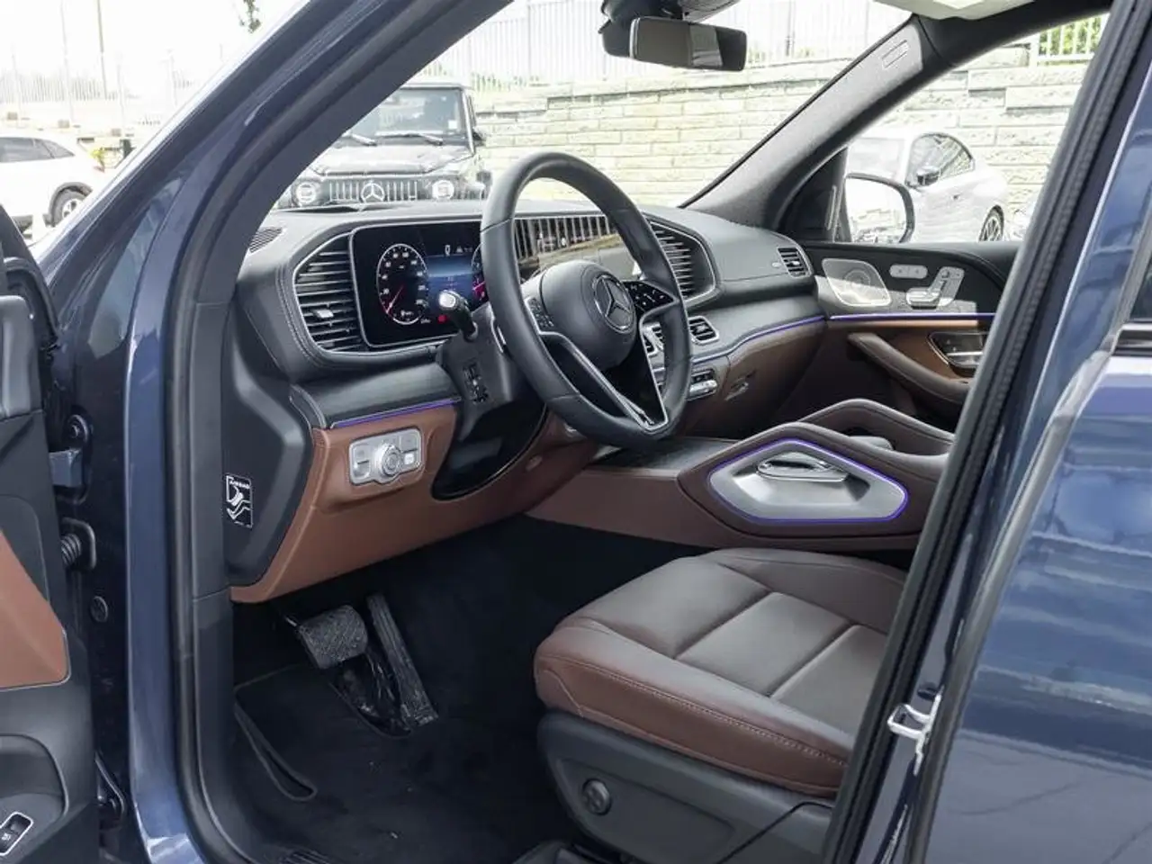 Mercedes-Benz GLE снимка Mercedes-Benz GLE