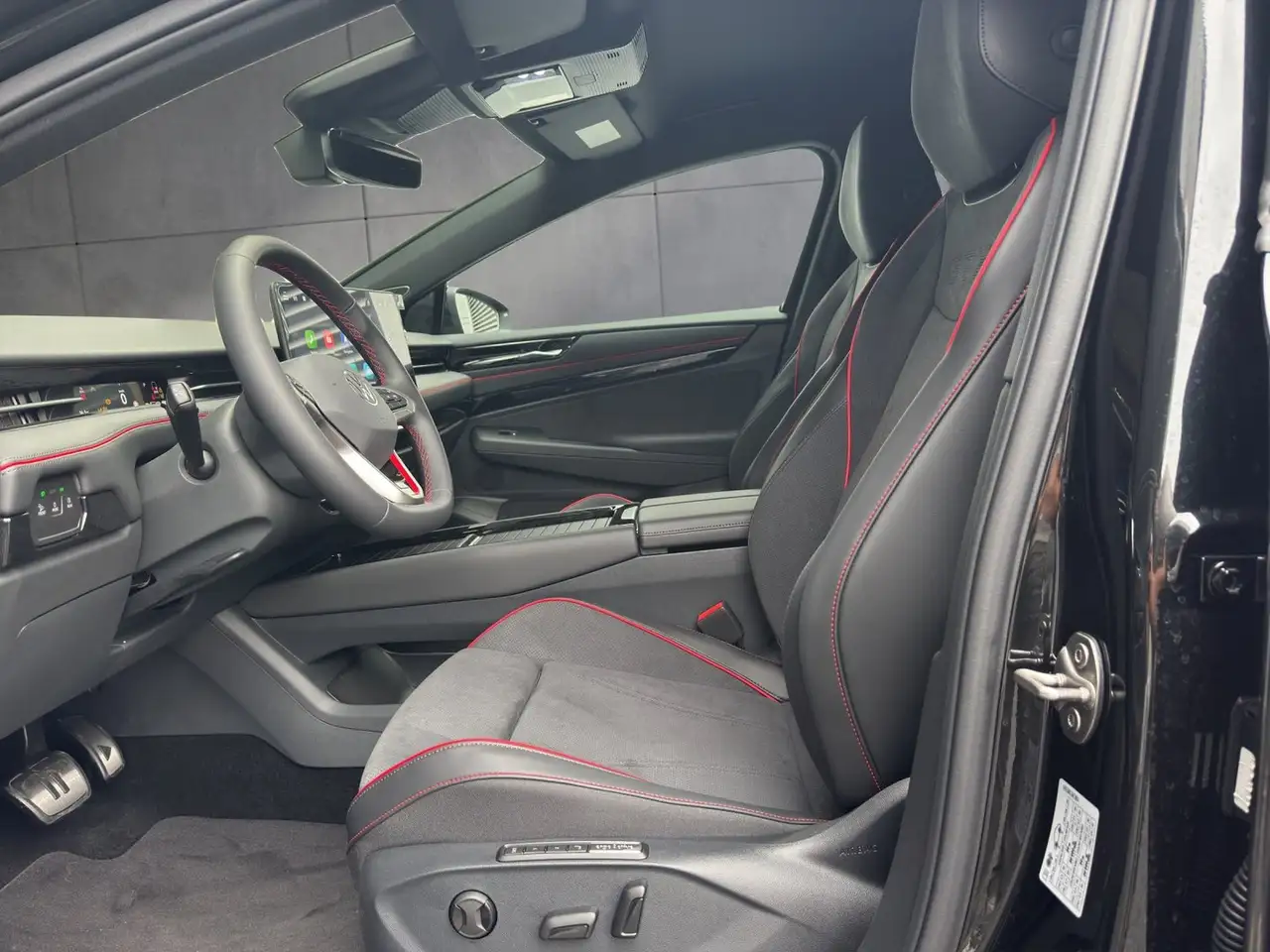 Volkswagen ID.7 Tourer GTX 4MOTION 250kW Business, миниатюра 6