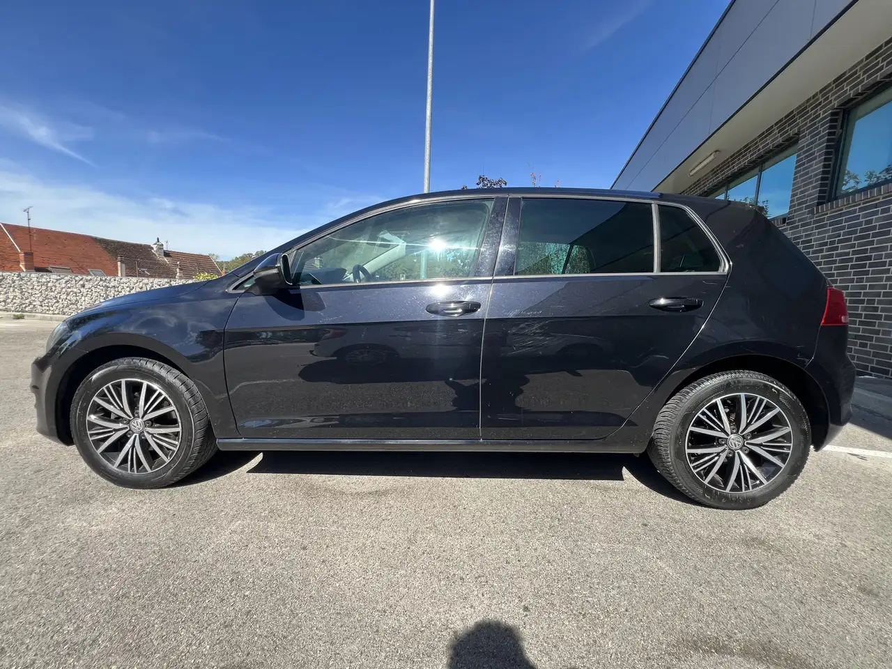 Volkswagen Golf Standard Model — photo 8