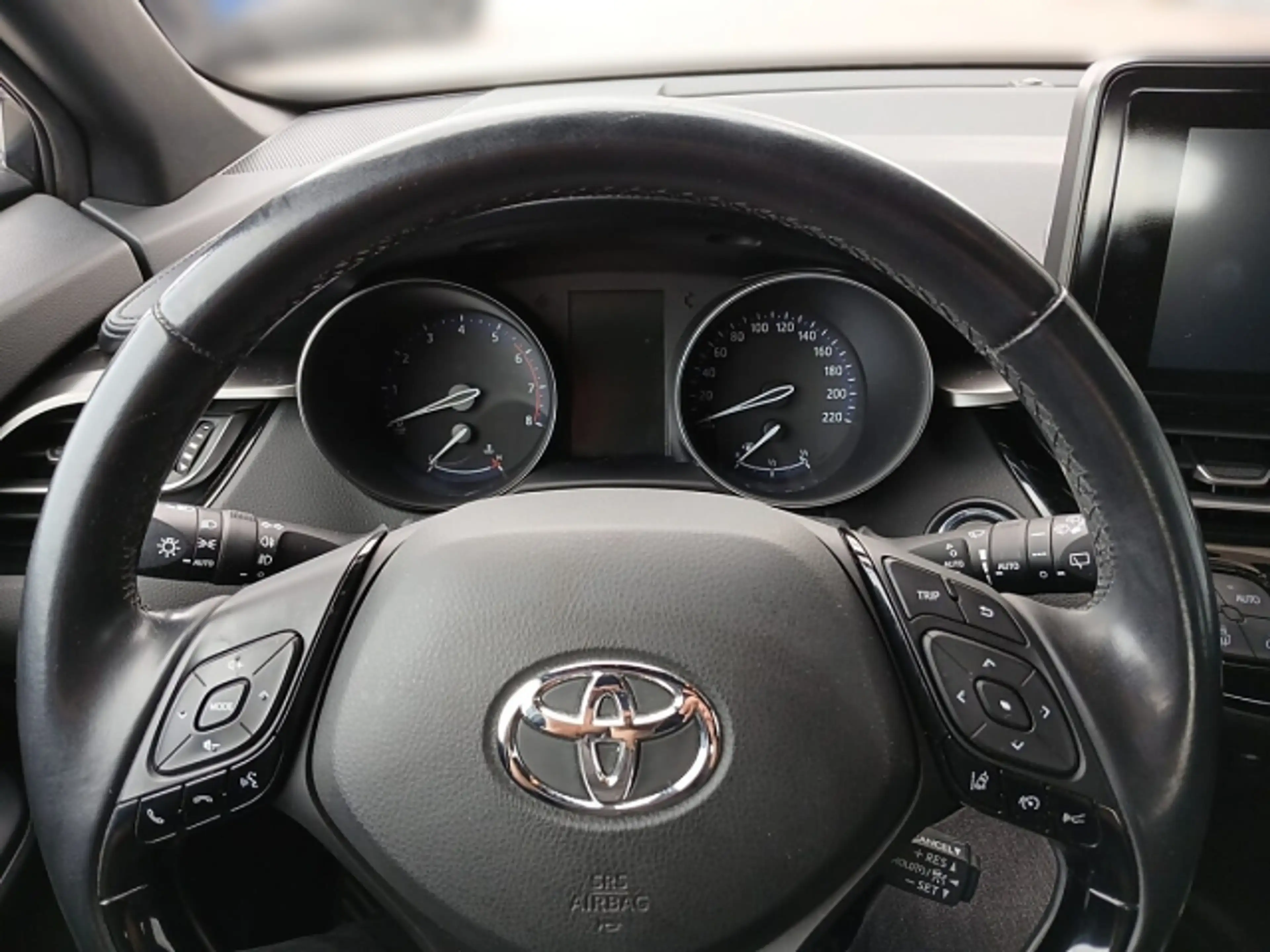 Toyota C-HR C-HR 1,2T C-Enter RADAR+ASSIST+RFK — photo 14