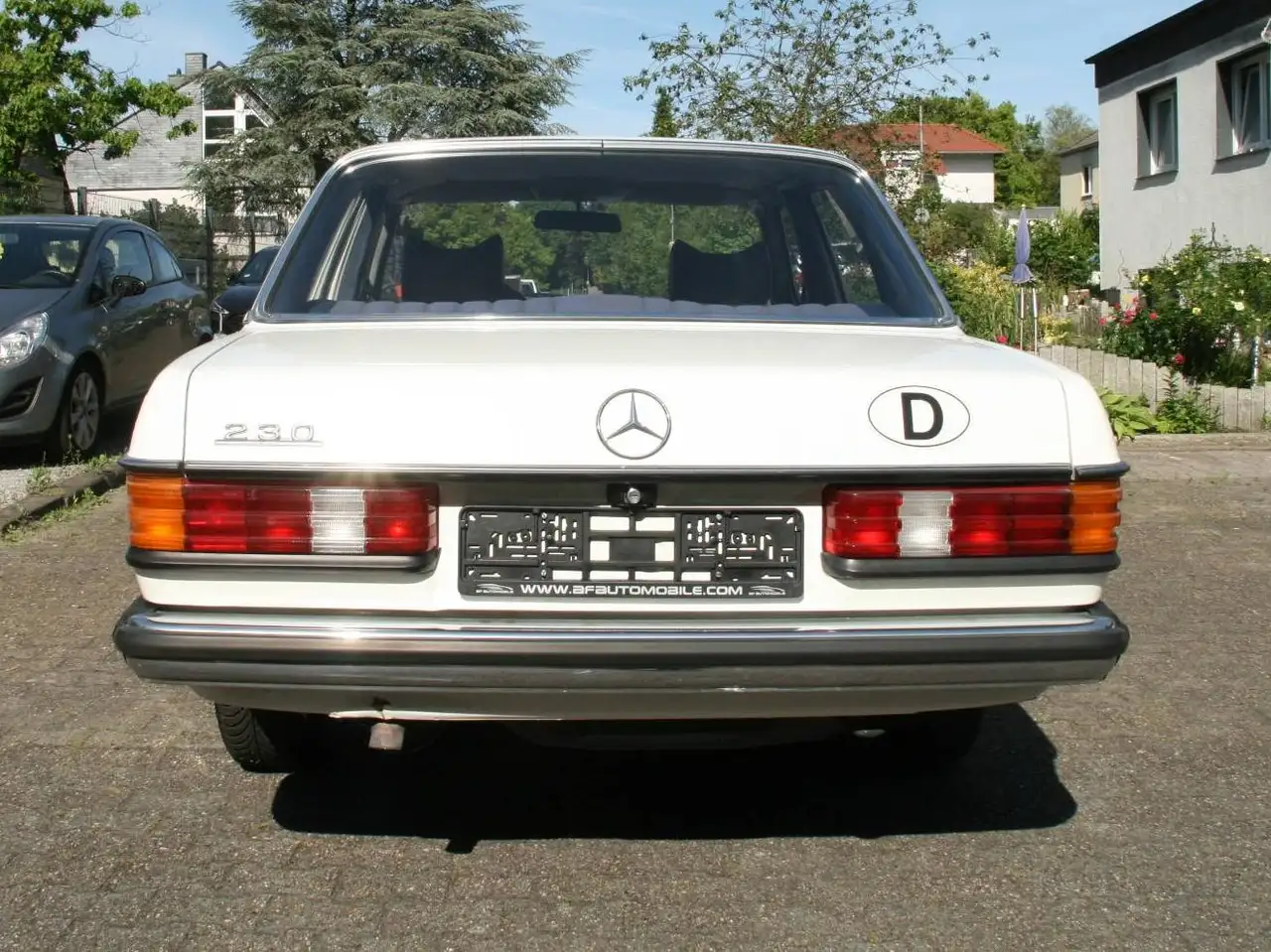 Mercedes-Benz 230 W123, foto 5