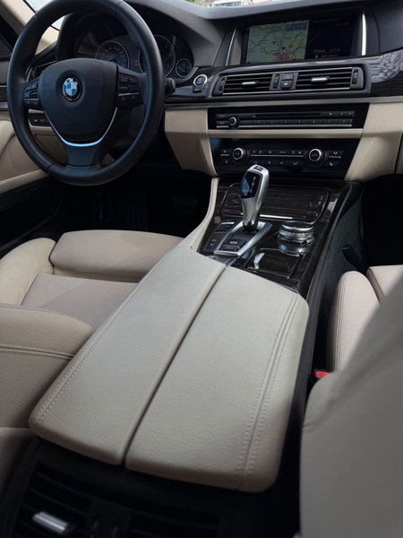 BMW 535 d xDrive Tourung Luxury*1.Hd*Leder*AHK*VOLL* — photo 13