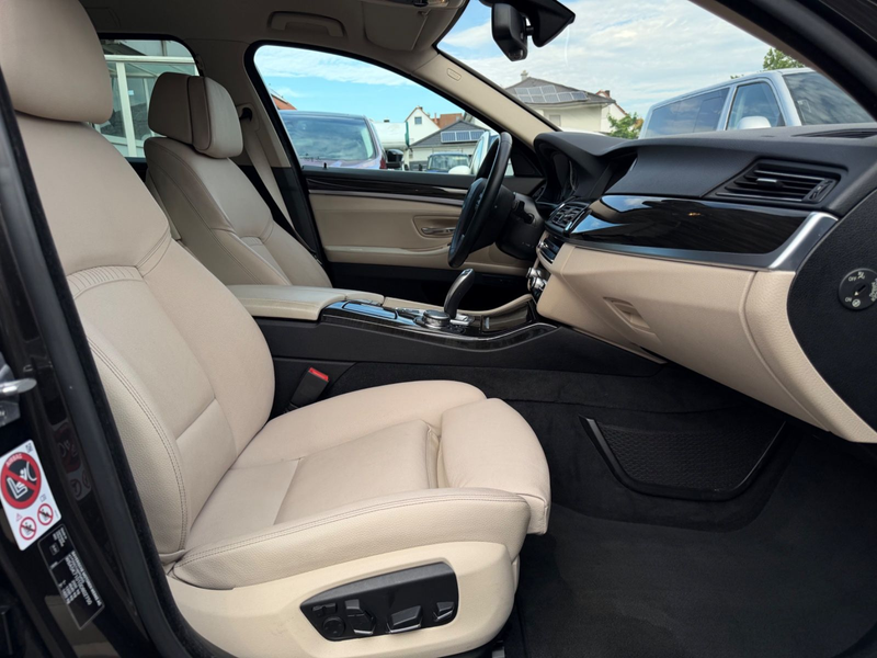 BMW 535 d xDrive Tourung Luxury*1.Hd*Leder*AHK*VOLL* — photo 9