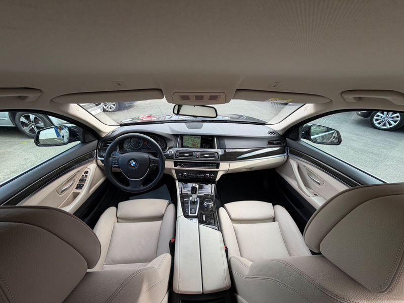 BMW 535 d xDrive Tourung Luxury*1.Hd*Leder*AHK*VOLL* — photo 12