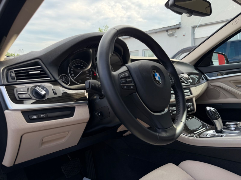 BMW 535 d xDrive Tourung Luxury*1.Hd*Leder*AHK*VOLL* — photo 15
