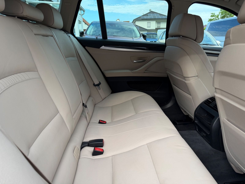 BMW 535 d xDrive Tourung Luxury*1.Hd*Leder*AHK*VOLL* — photo 10