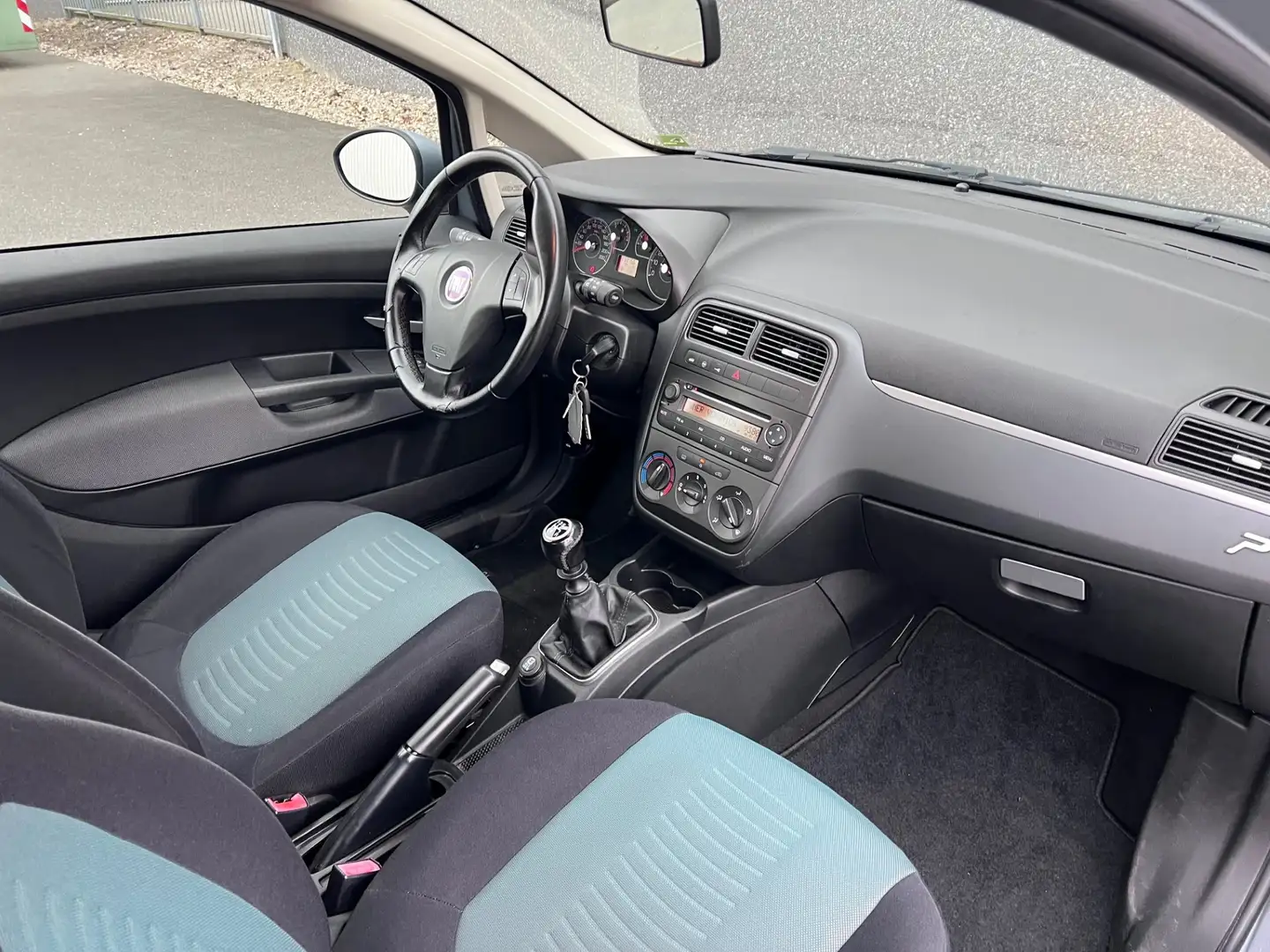 Fiat Grande Punto 1.4 Dynamic 3drs Airco/Cruise/Trekhaak/ Allseason Gris - 2