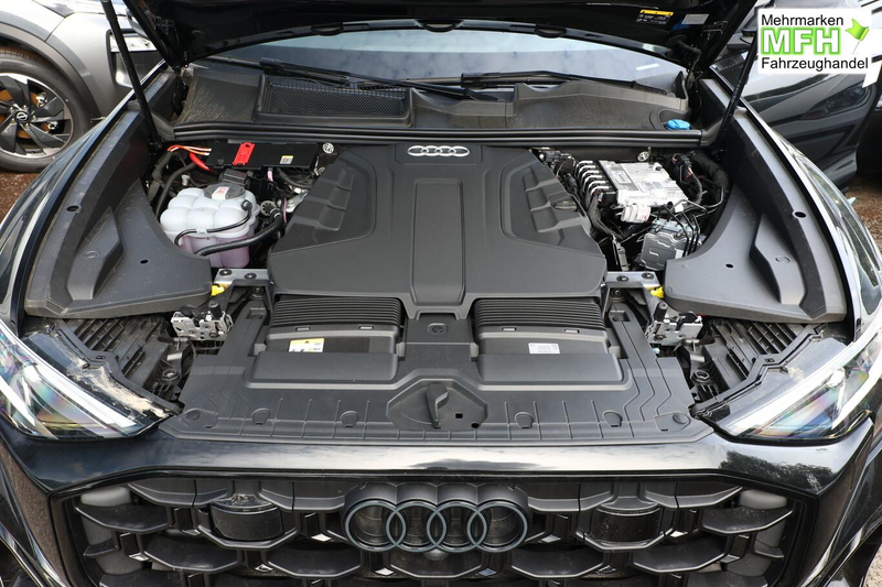 Audi Q8 S line 2xS AssistenzP+ 22Z Laser Pano B&O AHK 2... — photo 11