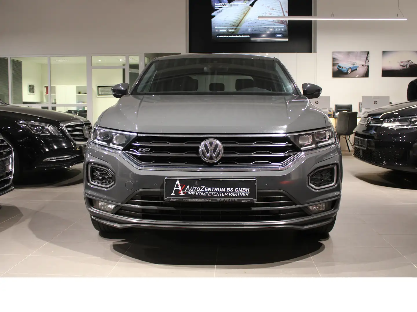 Volkswagen T-Roc 2.0 TDI R line NAVI*ACC*CAM*AHK*LED Gris - 2