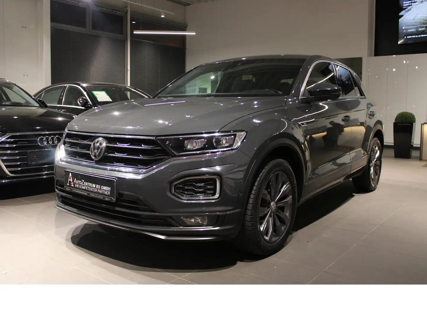 Volkswagen T-Roc 2.0 TDI R line NAVI*ACC*CAM*AHK*LED Gris - 1