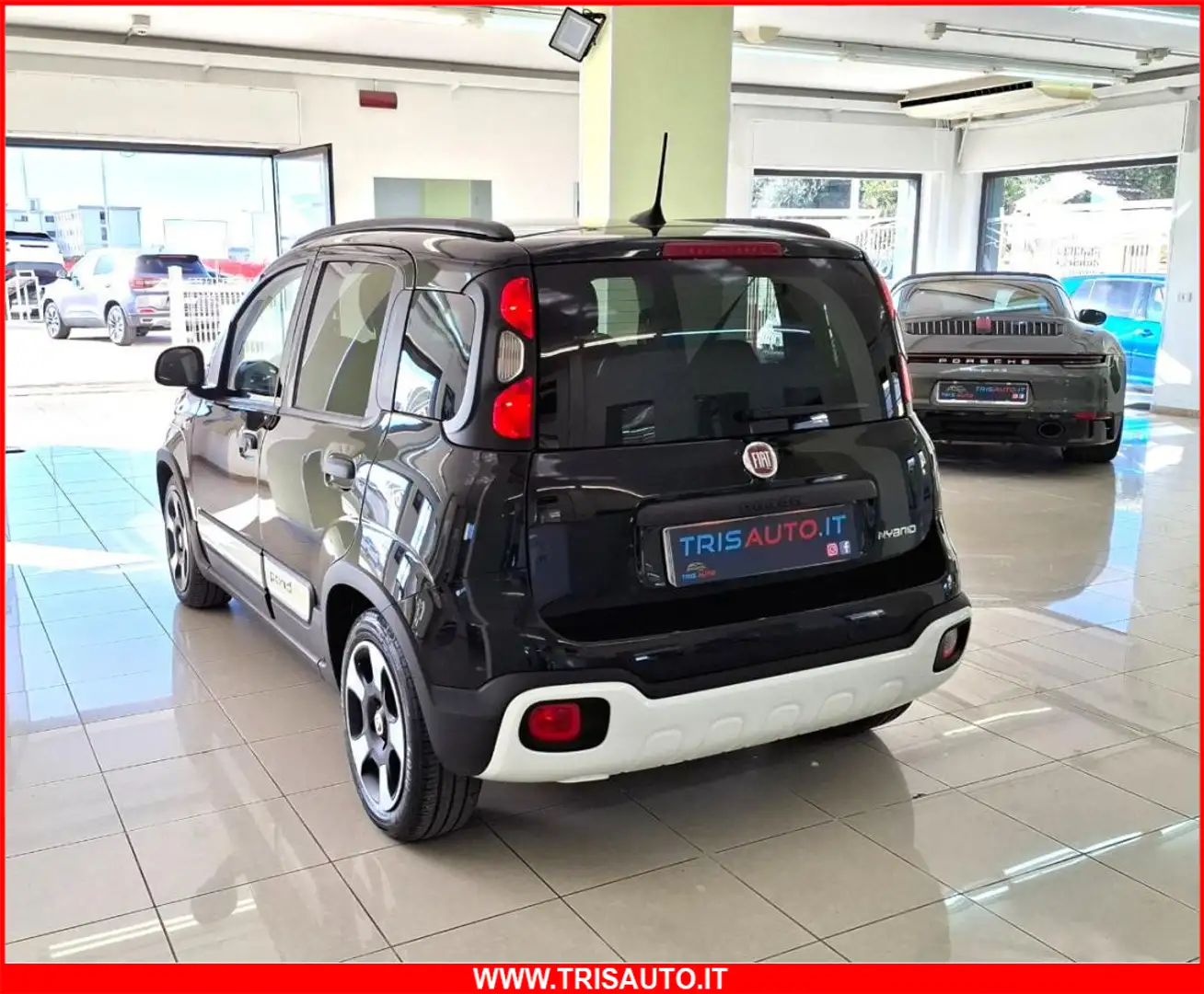 Fiat Panda 1.0 Hybrid Pandina Cross 5p.ti NEOPATENATI Nero - 2