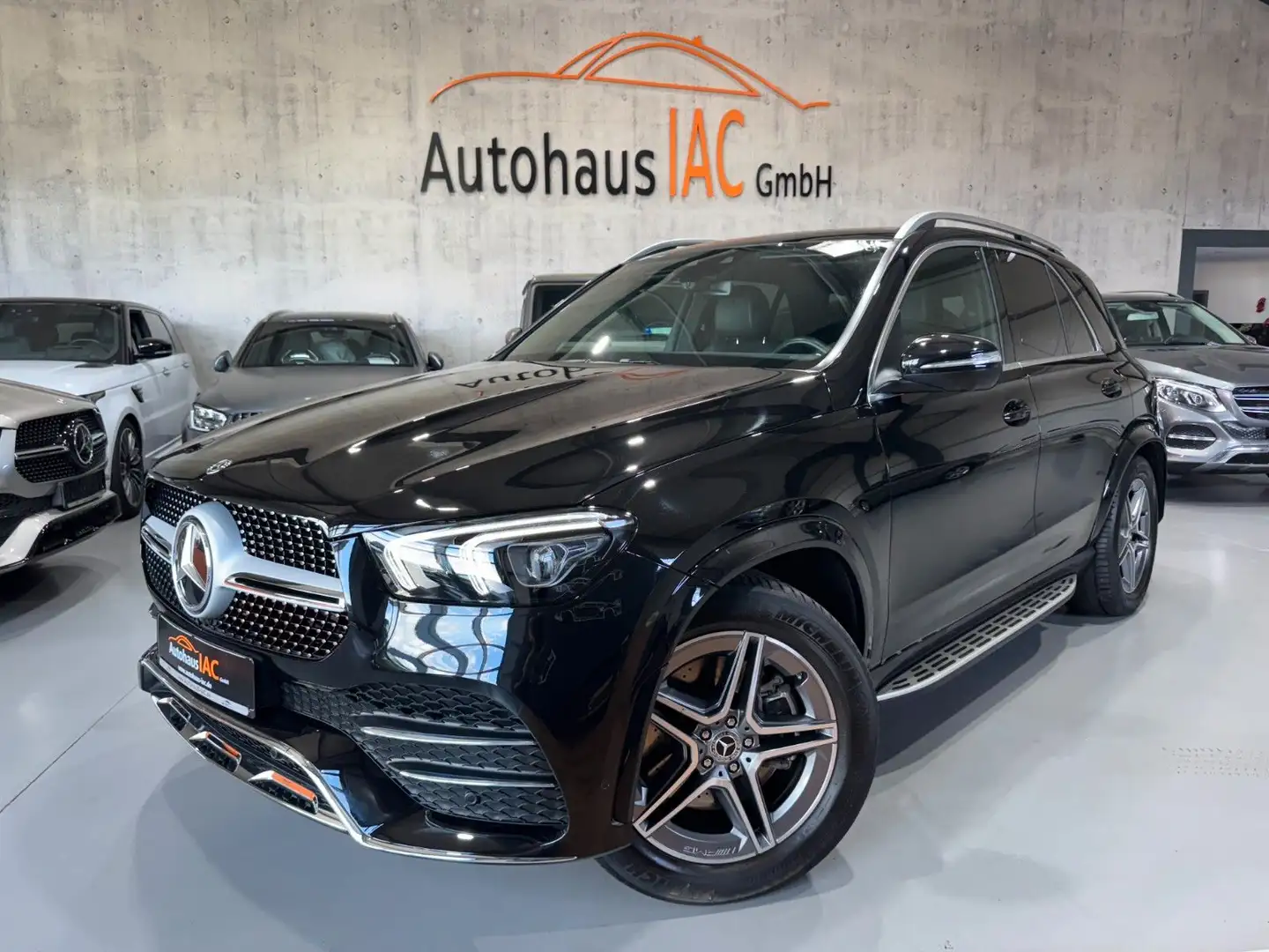 Mercedes-Benz GLE 350 /4Matic/PANO/AHK/AMG/360*/SPURH/VOLLDIGIT Noir - 1