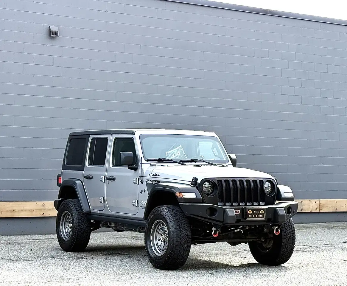 Jeep Wrangler снимка Jeep Wrangler