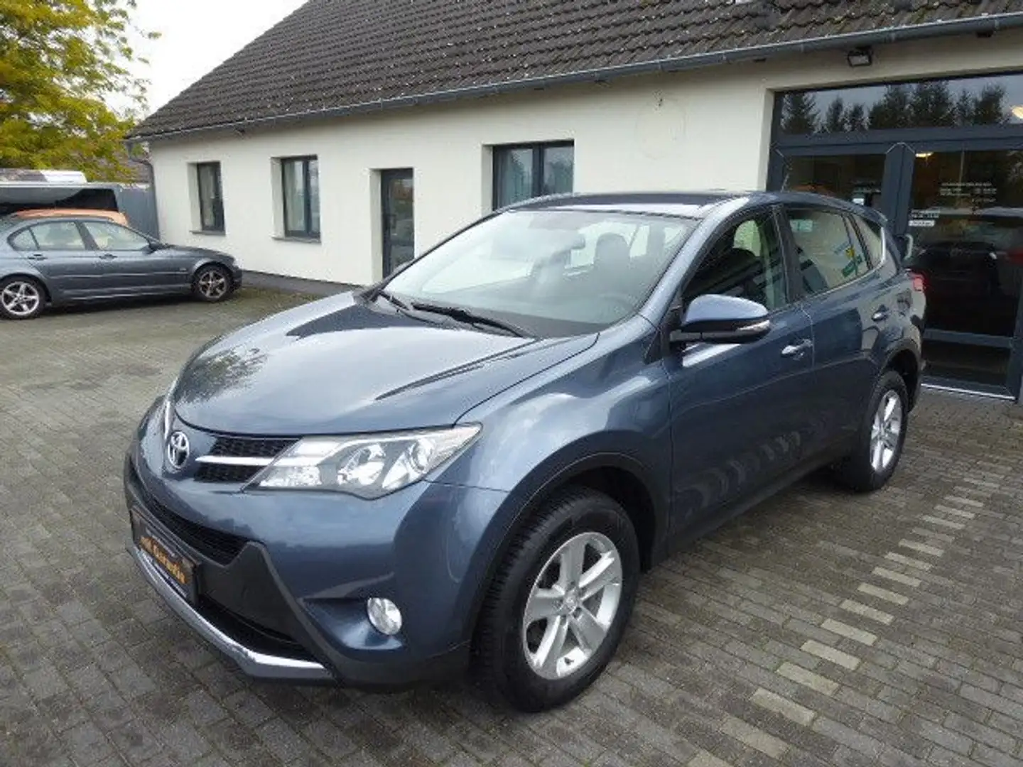Toyota RAV 4 Comfort Blau - 2