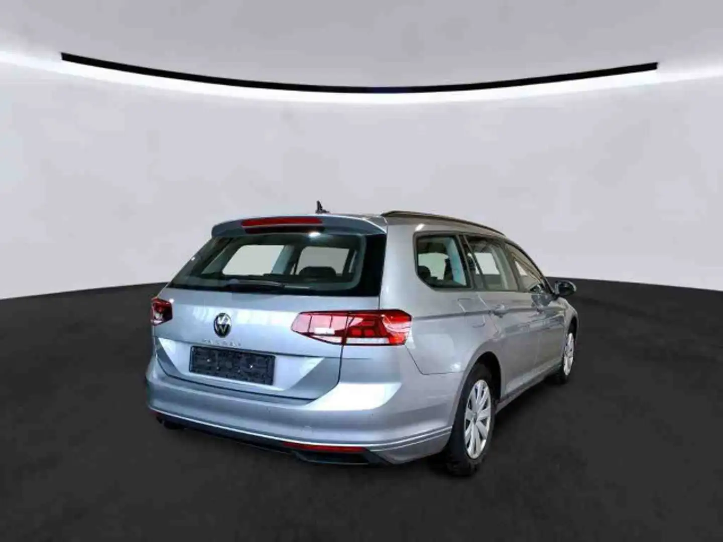 Volkswagen Passat Variant 1.5 TSI, DSG, NAVI, RFK, SHZ, LIC Silber - 2