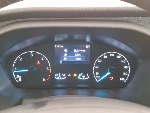 Ford Transit view 8