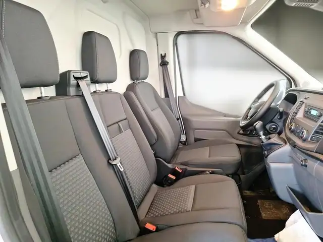 Ford Transit view 10