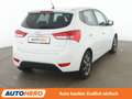 Hyundai iX20 1.4 Space blue*PDC*SHZ*KLIMA*GARANTIE* Weiß - thumbnail 6