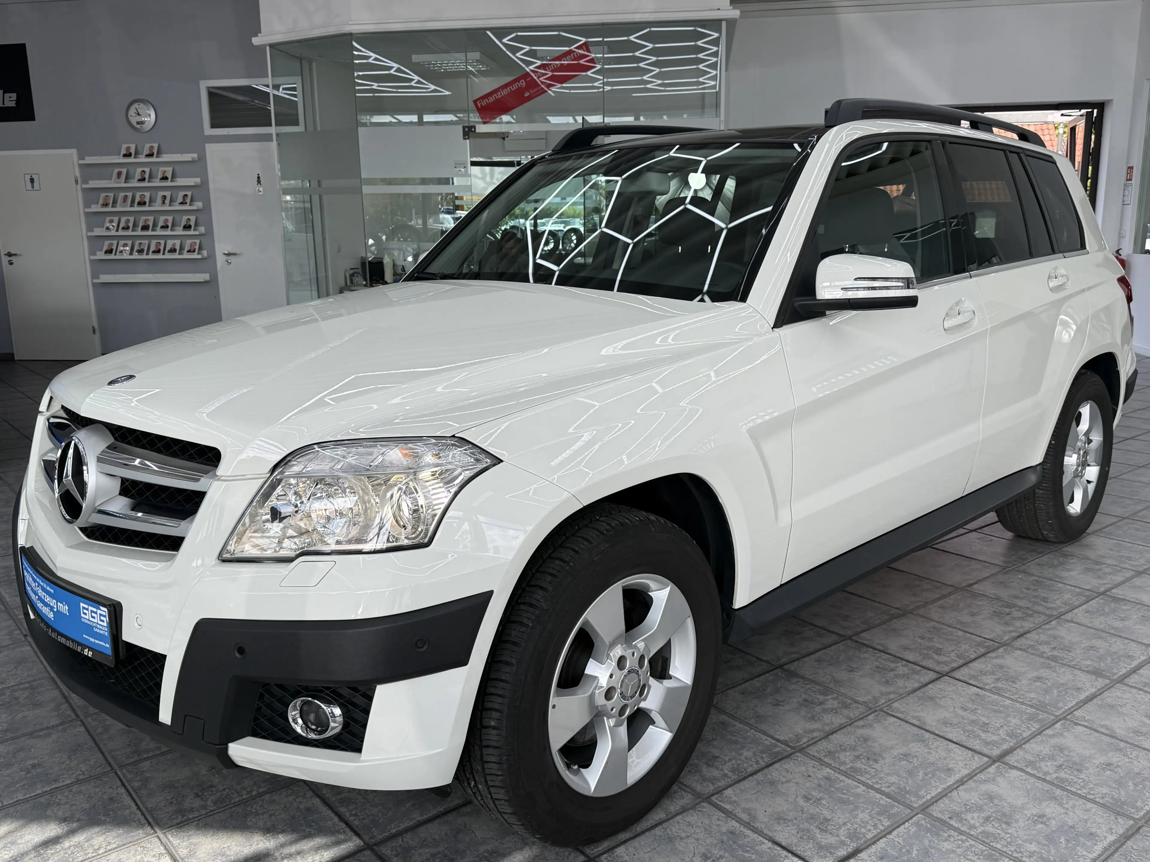 Mercedes-Benz GLK 350 Sport 4Matic AHK, Bi-Xenon, Leder, Pano — photo 3