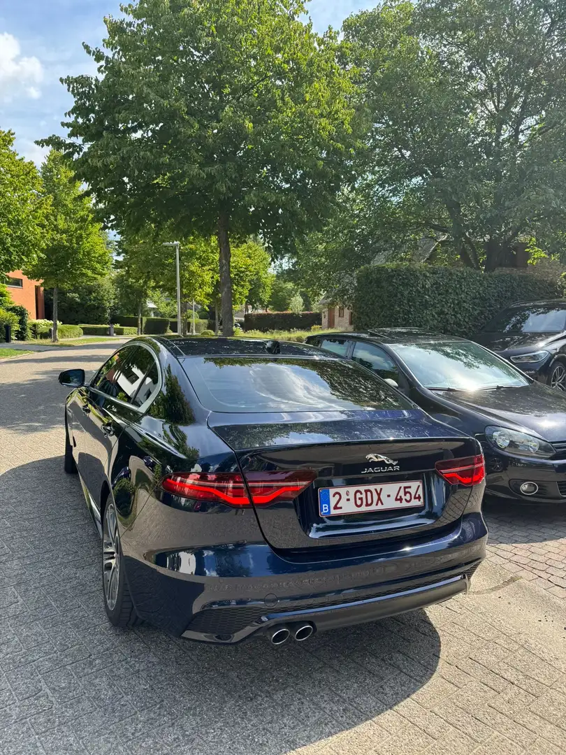 Jaguar XE D180 Aut. R-Dynamic HSE Blauw - 2