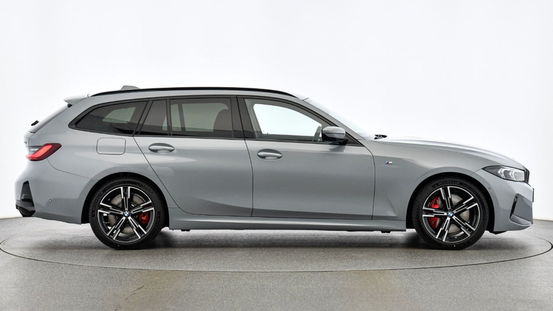 BMW 318 d Touring — photo 8