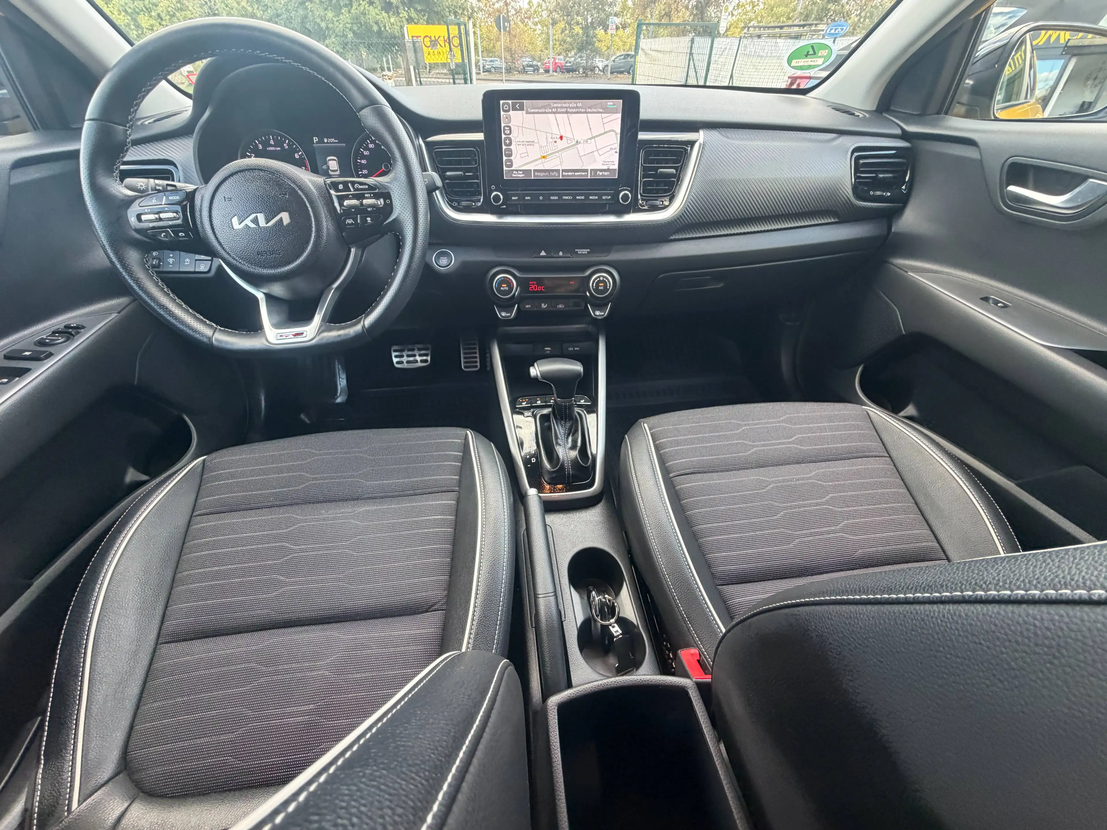 Kia Stonic GT-Line–Sportlicher/Mild Hybrid/Garantie/Neu Service — photo 16