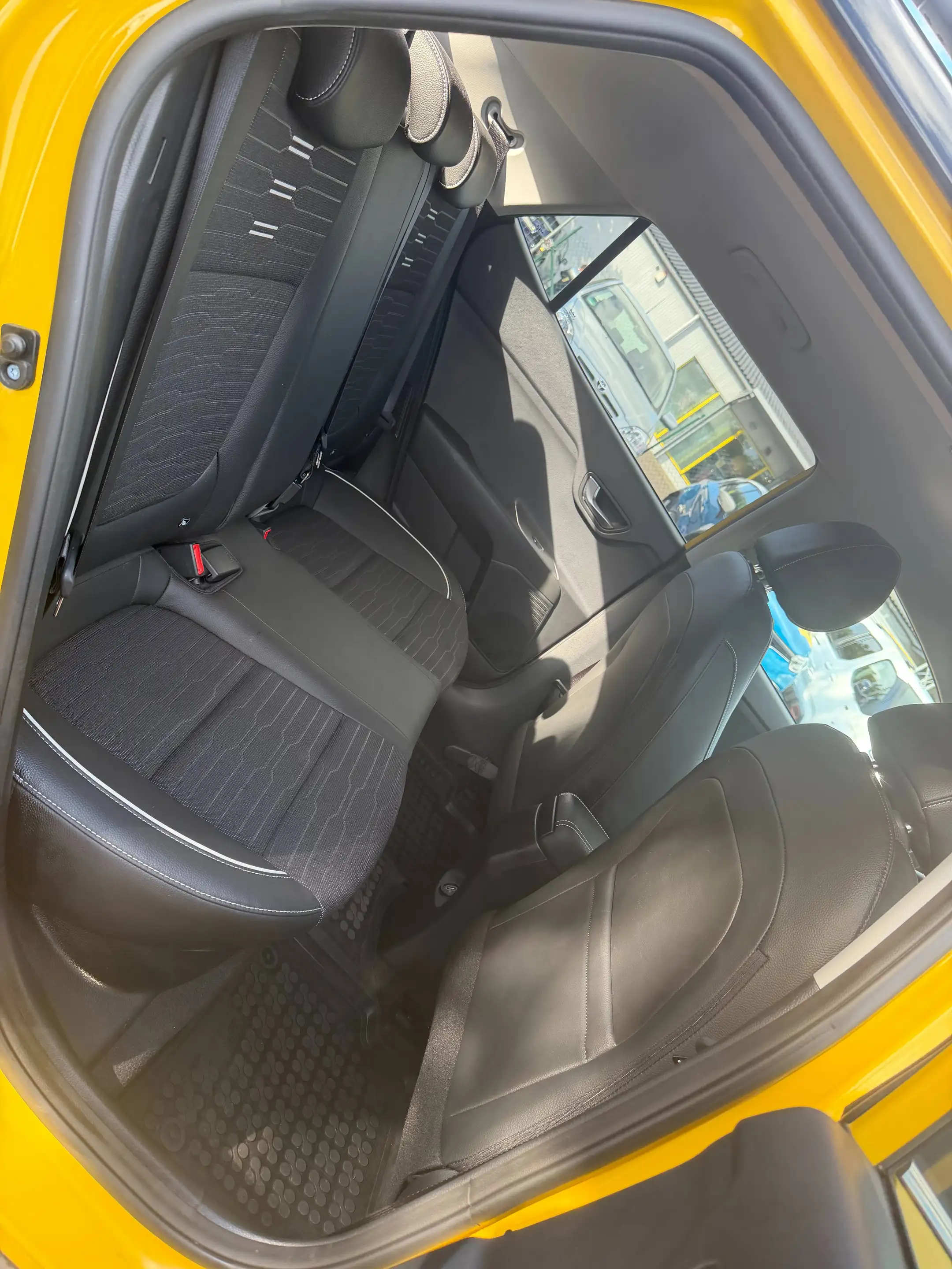 Kia Stonic GT-Line–Sportlicher/Mild Hybrid/Garantie/Neu Service — photo 20