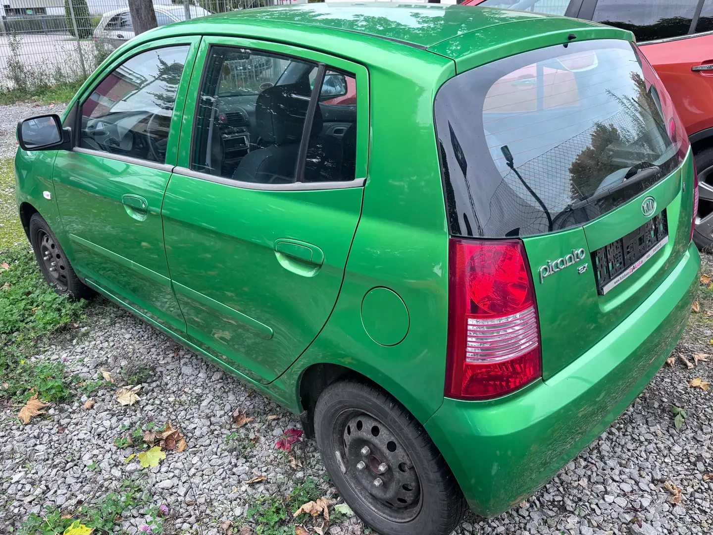 Kia Picanto Picanto 1.1 LX beim Kauf TÜV Neu Grün - 2