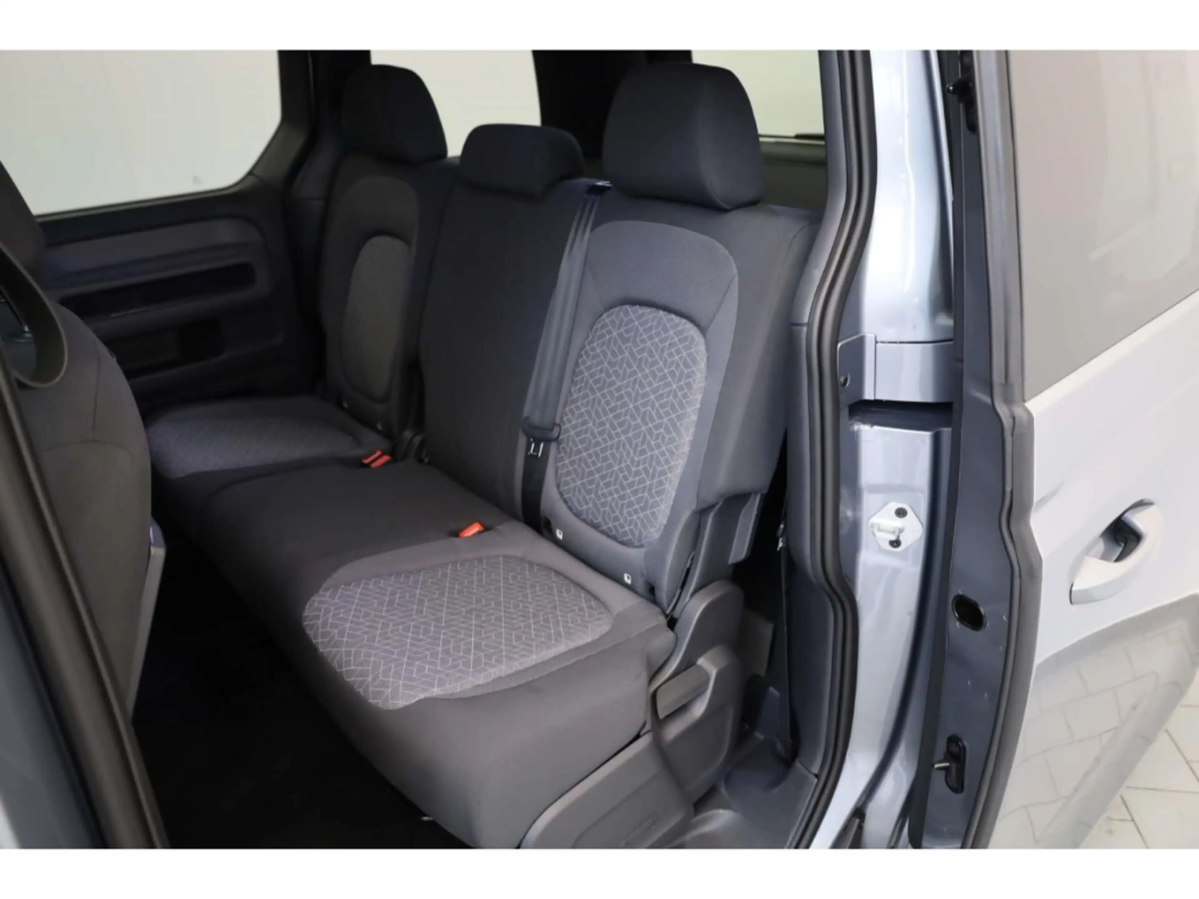 Volkswagen ID. Buzz Pro 77 kWh — photo 15