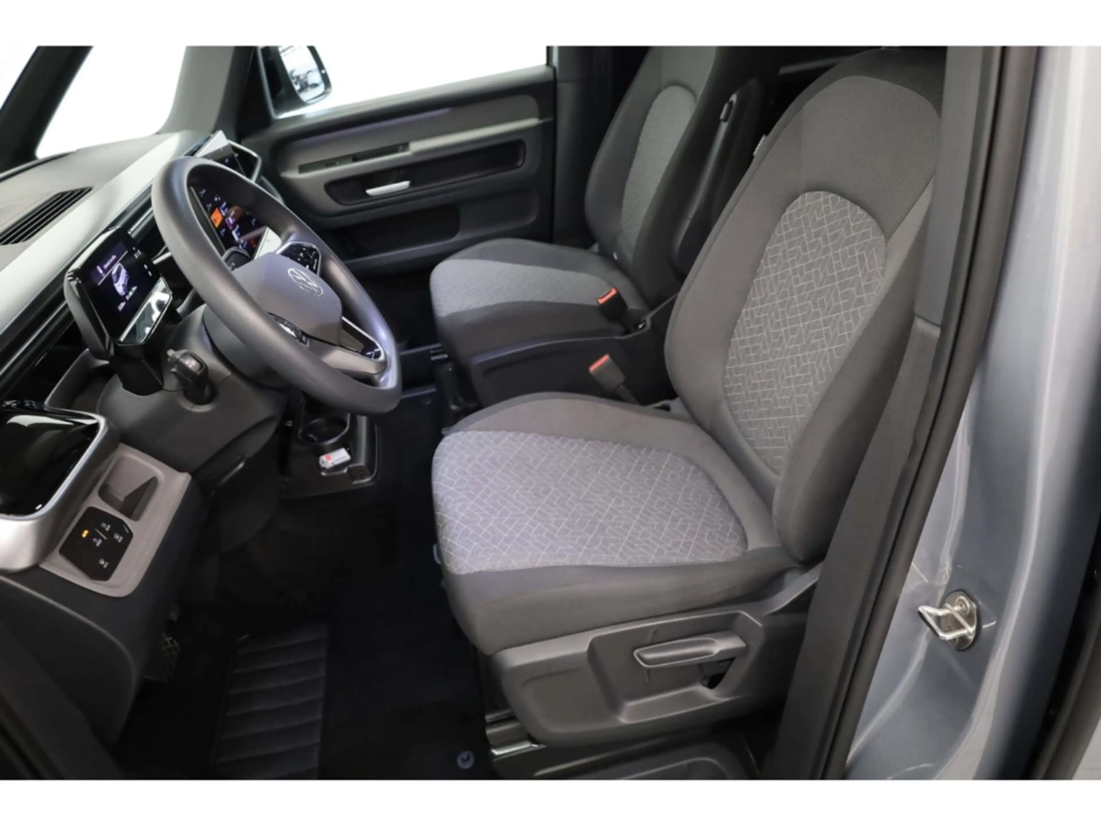 Volkswagen ID. Buzz Pro 77 kWh — photo 6
