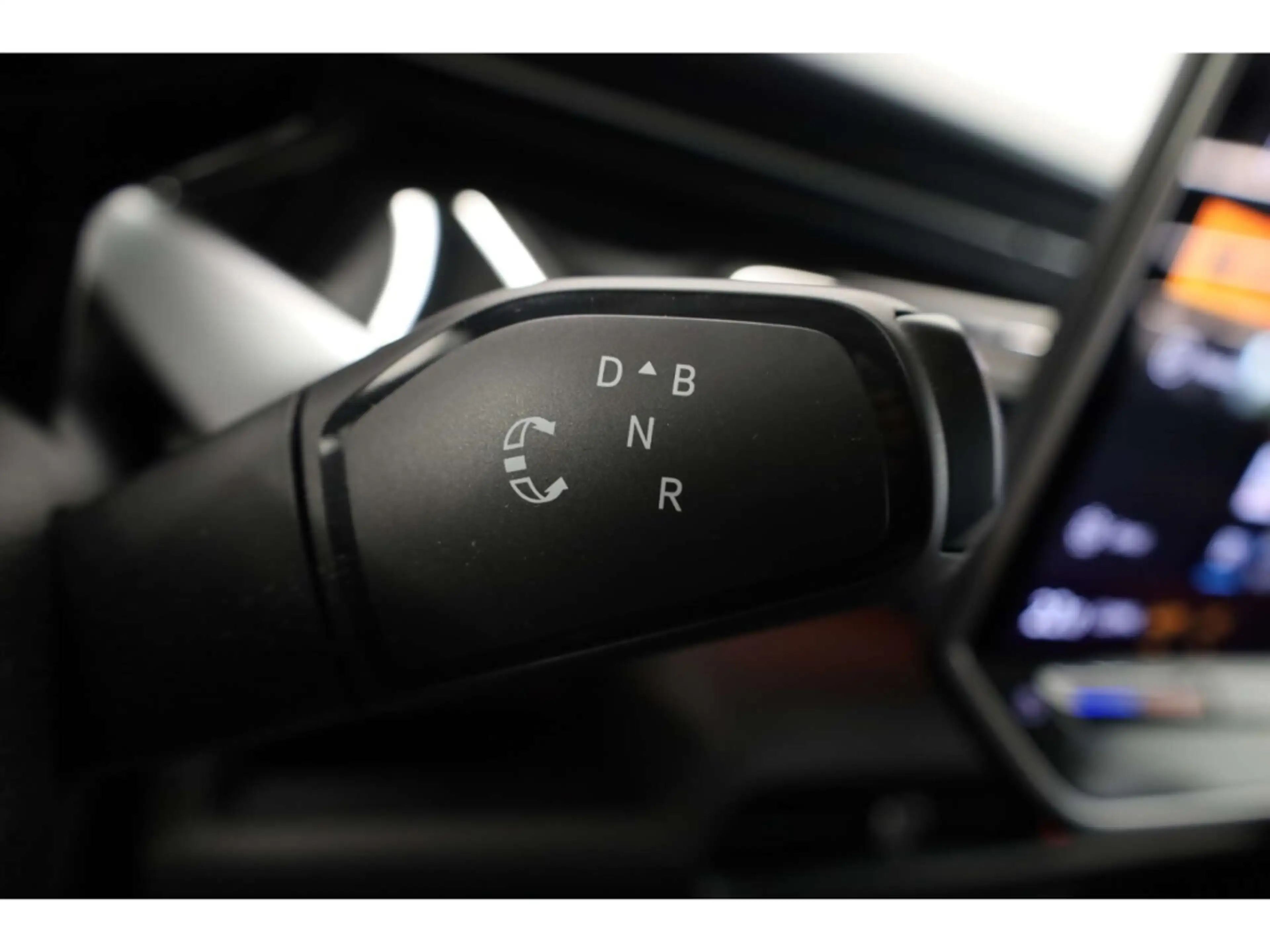 Volkswagen ID. Buzz Pro 77 kWh — photo 13