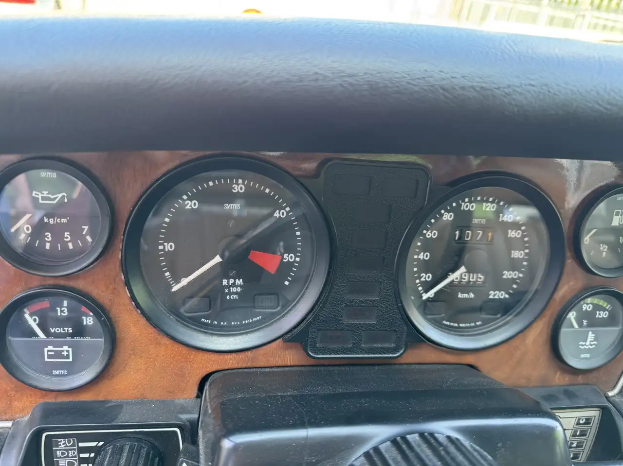 Jaguar XJ6 4.2, foto 5