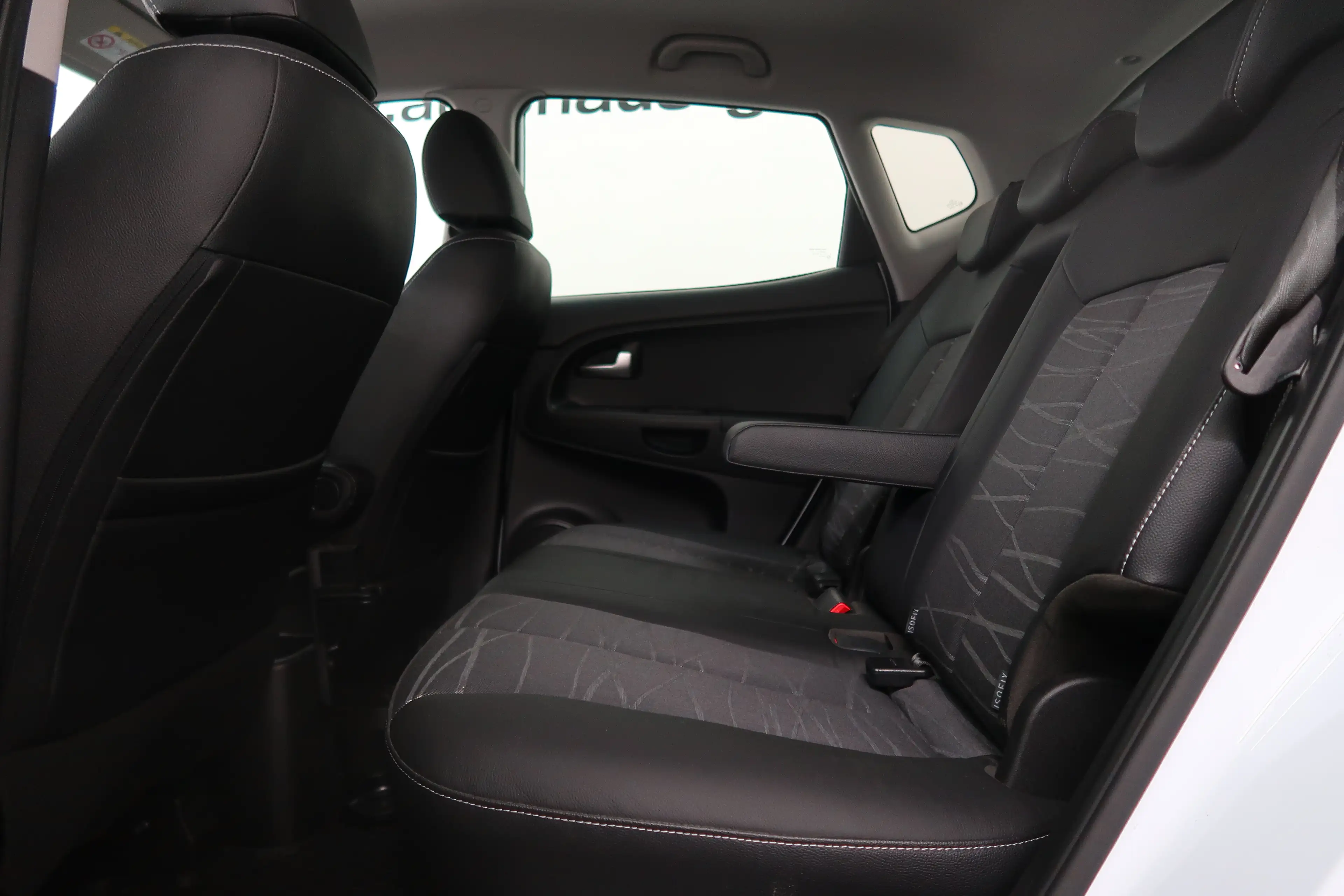 Kia Venga Gold 20Jahre Edition CRDi — photo 13