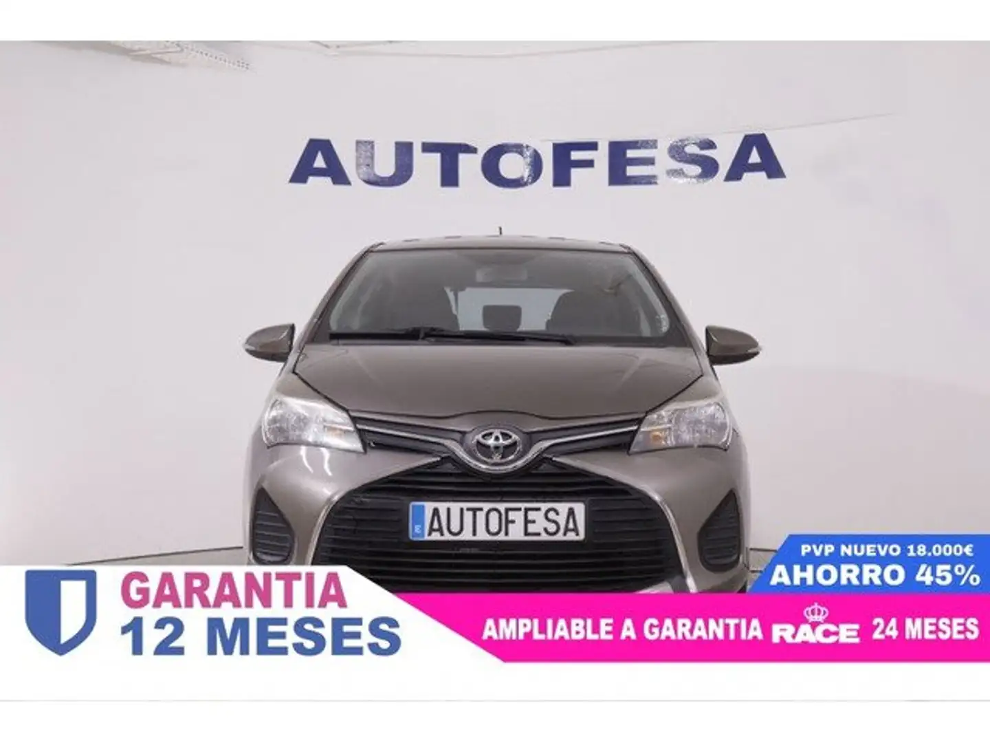 Toyota Yaris 1.3 Active Gris - 2