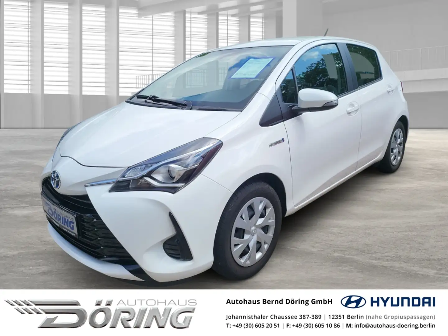 Toyota Yaris Hybrid 1.5 Business Edition 5t Dual-VVT-i Weiß - 1
