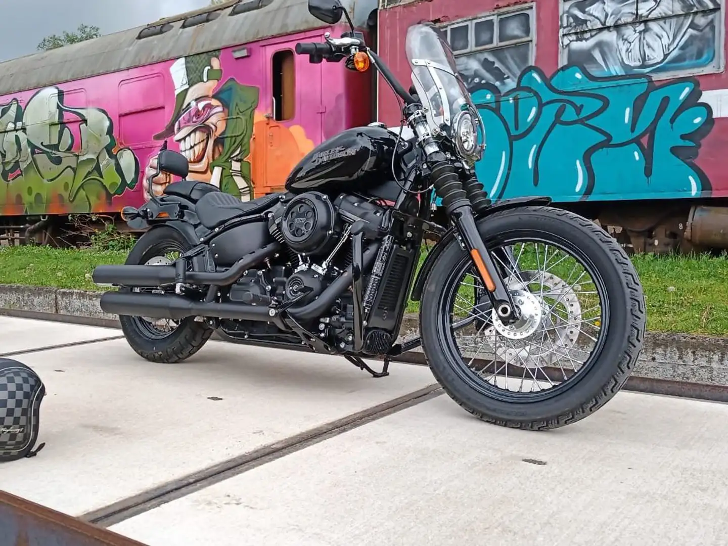 Harley-Davidson Street Bob SJ5 Чёрный - 1